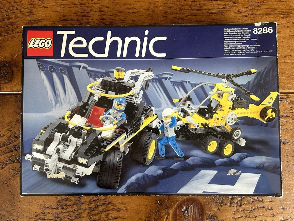 LEGO Technic 8286 3 In 1 Car / Amphipower, photo 1 of 5