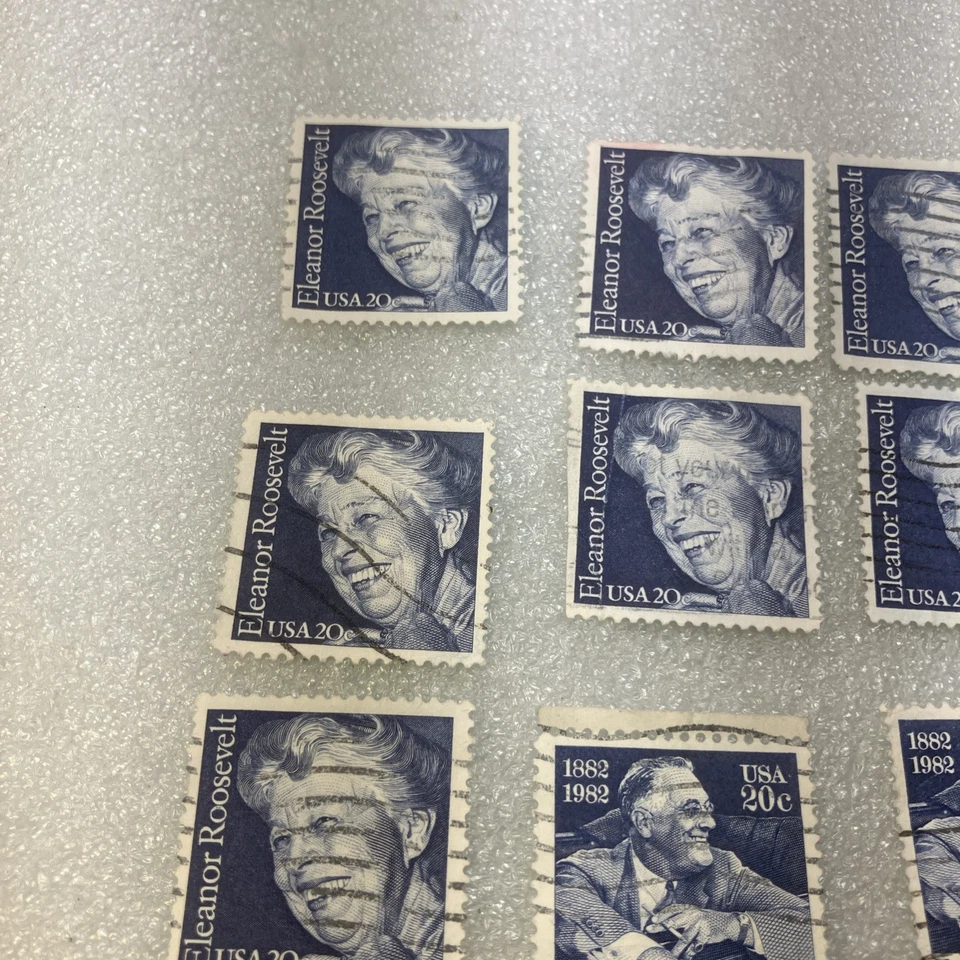 9 USED 1984 Eleanor Roosevelt Stamps, Sc. # 2105+ 4 FDR Stamps Sc. # 1950; DEAL! - Image 2 of 4
