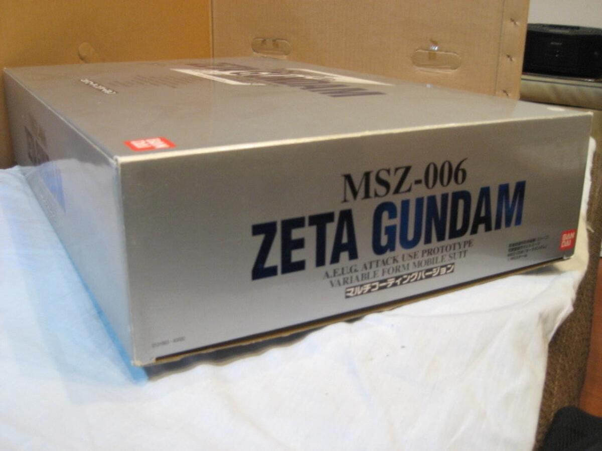 Bandai Perfect Grade 1/60 Z Gundam MSZ-006 Multi coating ver Bandai Perfect Grade 1/60 Z Gundam MSZ-006 Multi coating ver