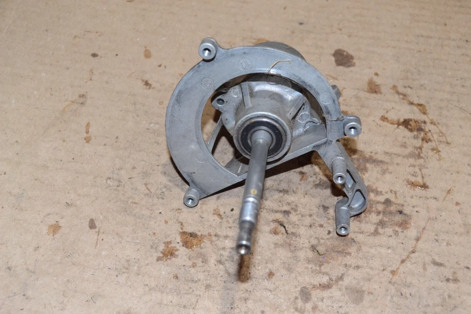 Poulan Pro Link PP335? String Trimmer OEM Crankcase - Image 2 of 4