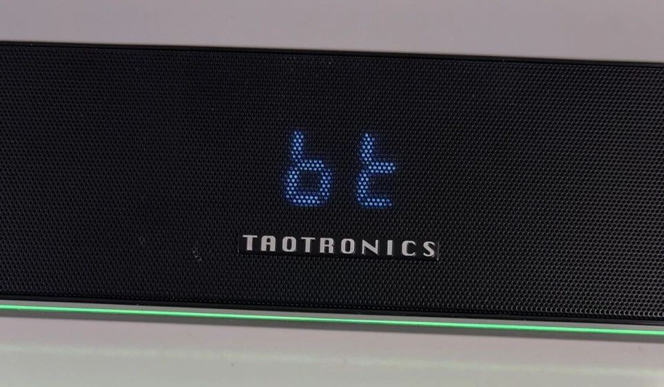 Altavoz Bluetooth Taotronics Incluye Cable de Alimentación Modelo TT-SK027 Luz LED Foto 2 de 4