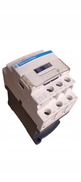 Telemecanique 10A 3Z 2R 24V DC CAD32BL