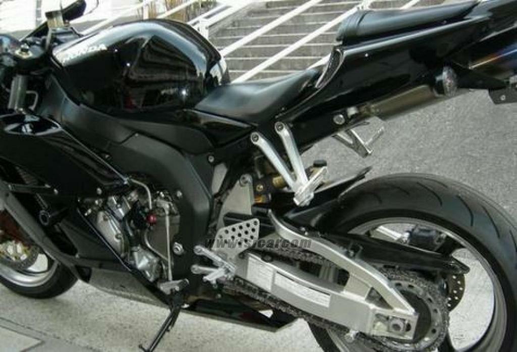 HONDA CBR1000RR 2004 COLLAR B, RR. WHEEL DISTANCE 42625-MEL-000 | eBay