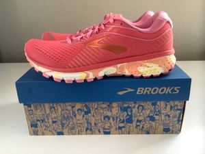 brooks melt collection