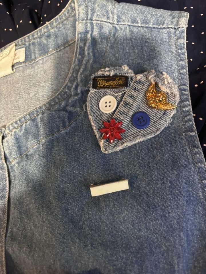 Small decorative hearts for sweaters or denim jackets. - Image 2 of 4