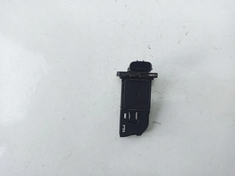 2220426010 DEBITMÈTRE DE MASSE D´AIR / 180782 POUR TOYOTA YARIS _P13_ 1.4 D N Foto 3 de 4