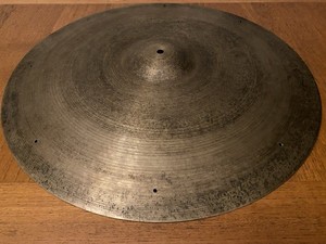 Incredibly Rare 22” Aged/Rustic Ride Cymbal Hand Hammered by Roberto Spizzichino