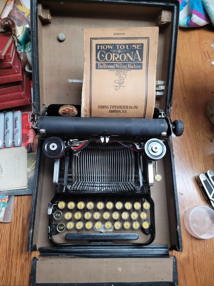 Antique 1917 Corona No.3 Typewriter Folding Portable Original Instructions WORKS