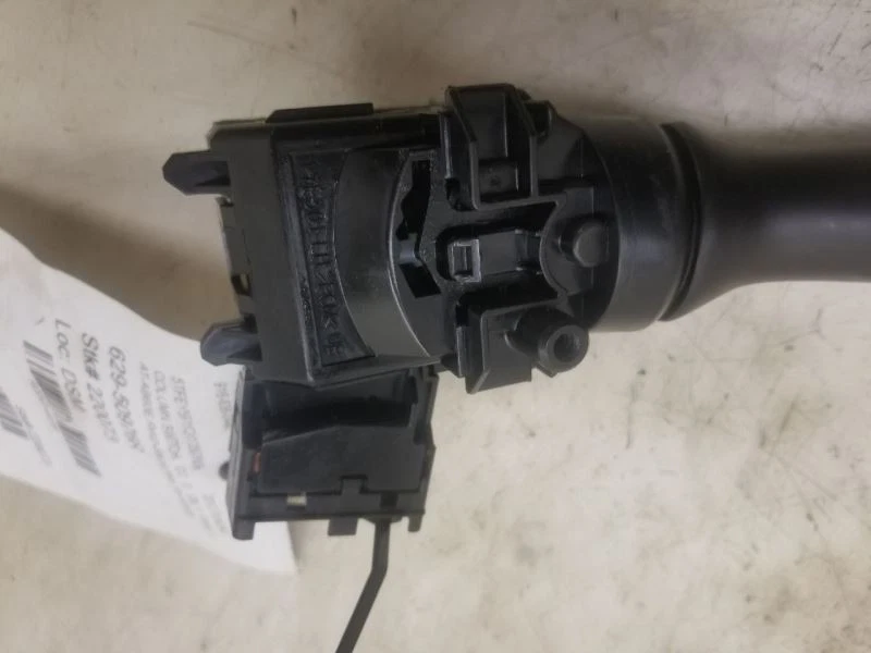 09-18 MONTAJE INTERRUPTOR COLUMNA DIRECCIÓN TOYOTA TUNDRA 8465202610 Foto 3 de 4