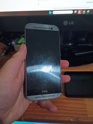 HTC One M8- READ DESC
