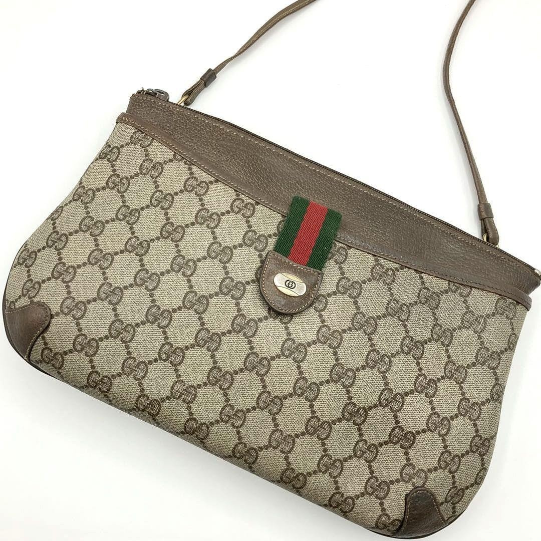 Gucci Sherry Line Leather Shoulder Bag with Interlocking G Logo