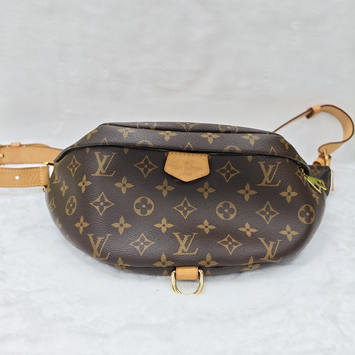 Louis Vuitton Bumbag Monogram Canvas Gold Hardware - 100% Genuine