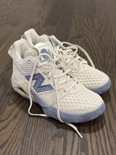 New Balance Women Tennis Shoes Coco CG2 Coco Gauff Grey WCHCOCF2 US Sz 5.5  - Foto 1 di 7