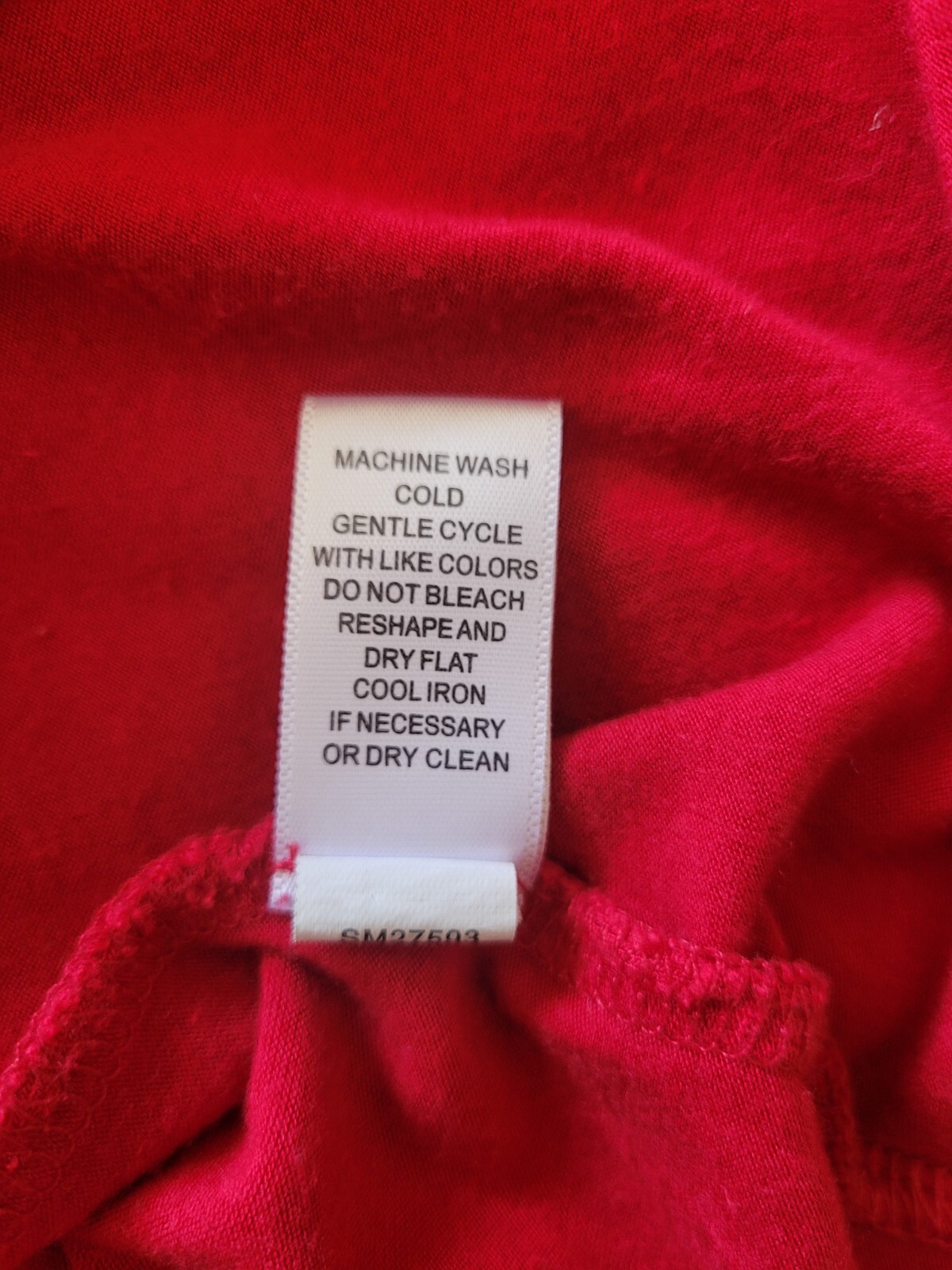 Cable & Gauge Solid Basic Red Sleeveless V Neck T… - image 14