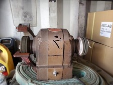 STANLEY HANDYMAN H56A 1/4 HP BENCH GRINDER 3450/2850 RPM