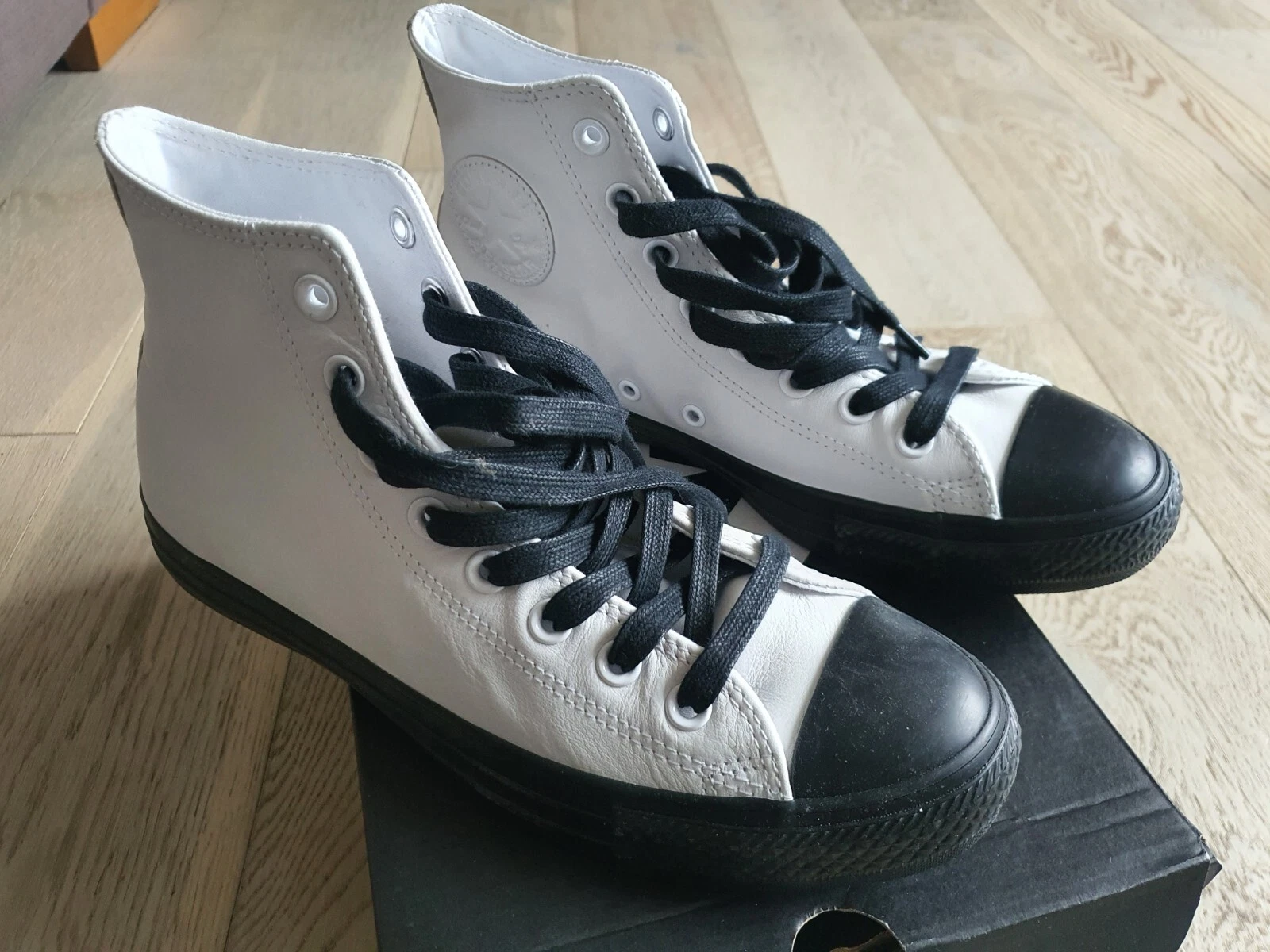 Converse Uk taglia 7 5 nuove con scatola mai indossate