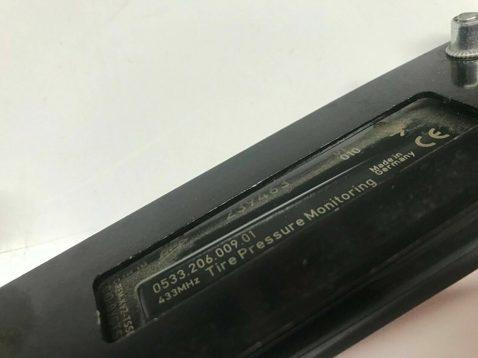 FERRARI 488 TIRE PRESSURE CONTROL ANTENNA TPMS W/ BRACKET OEM 239463