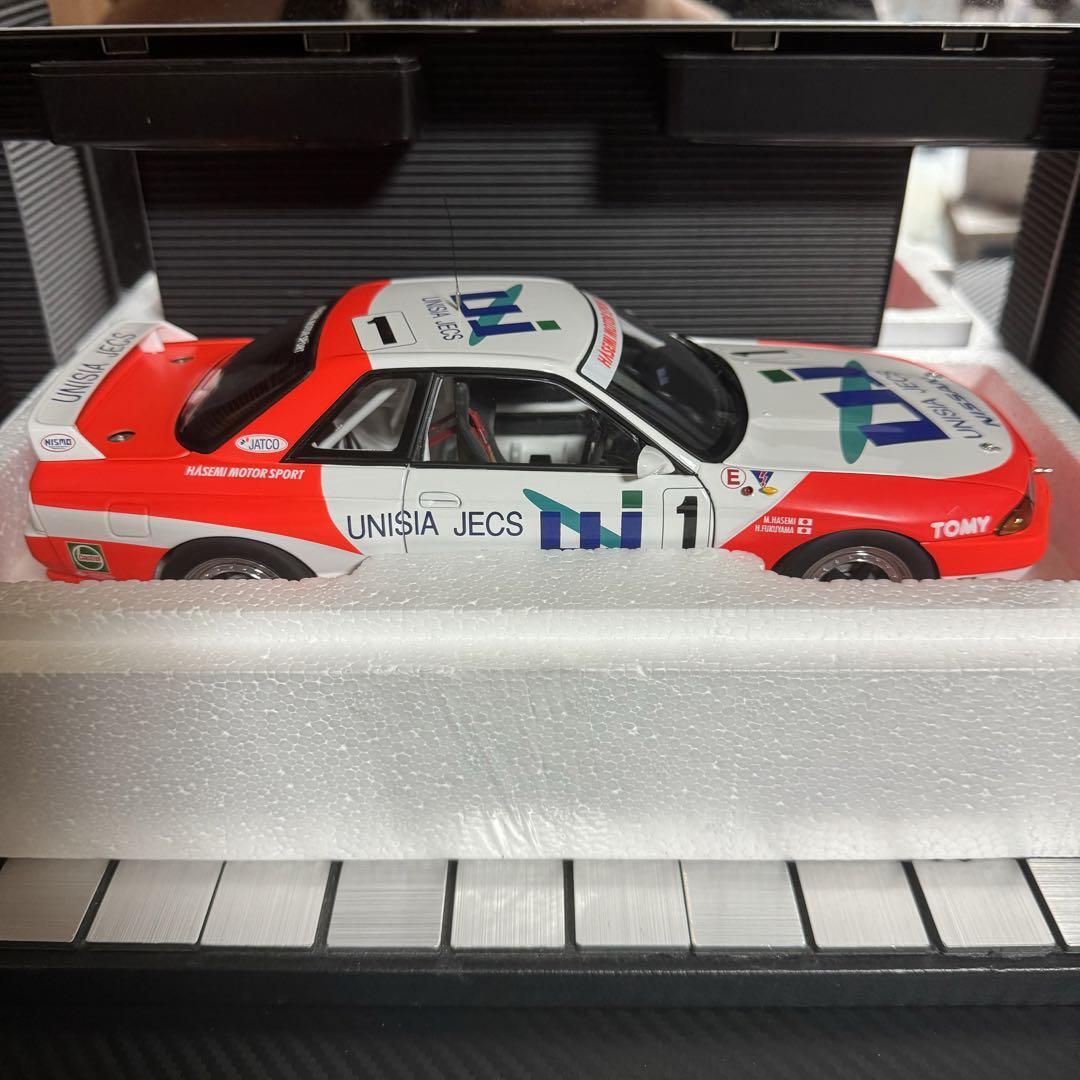 AUTOart 1/18 Nissan Skyline GT-R R32 Group A 1993 UNISIA JECS #1 