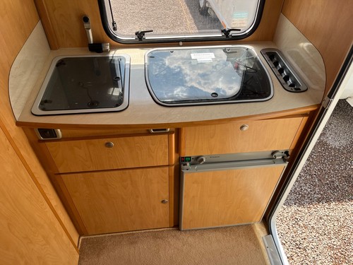 2008 trigano silver 310 vgc 2 berth pop top caravan awning+extras small & light - Picture 13 of 17