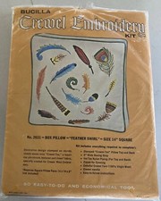 Bucilla Crewel Embroidery Kit Feather Swirl Box Pillow 2631 Vtg 14 Square
