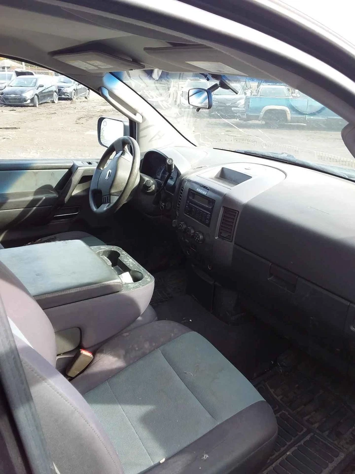 Used Air Cleaner Assembly fits: 2007 Nissan Titan Grade A - Image 4 of 4