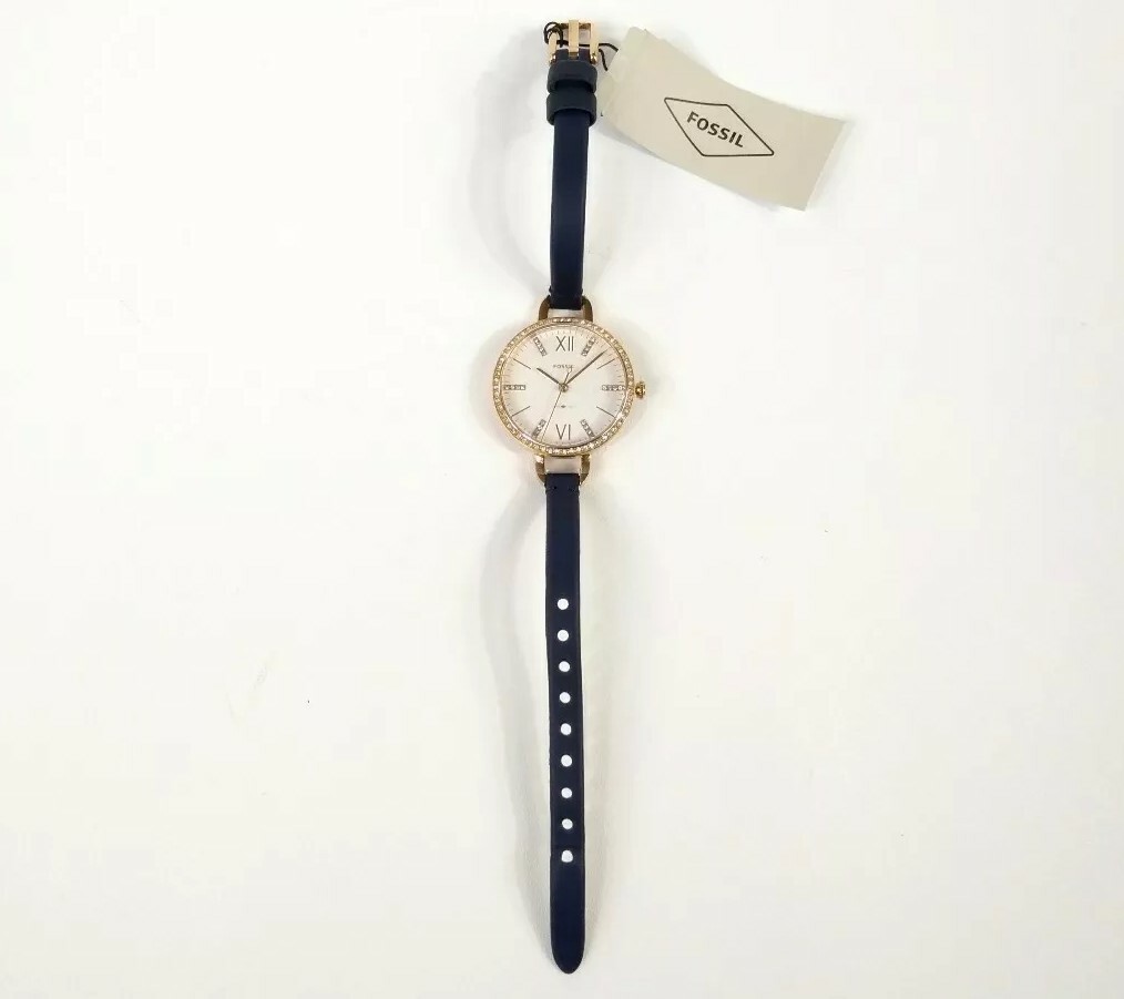 Fossil Women display picture 1