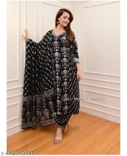 Pakistani Women's Rayon Kurta with Dupatta and Bottom Wear For Women And Girls - Picture 9 of 9