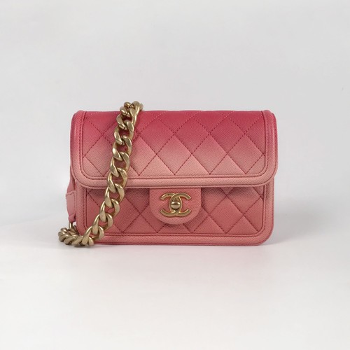 Chanel Classic Flap Medium Pink Leather Gold HW Shoulder Bag Preowned Authentic