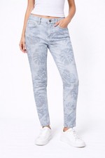 NWT Cabi 227 Tropical Paradise Cropped Super Skinny Jeans Women's size 4