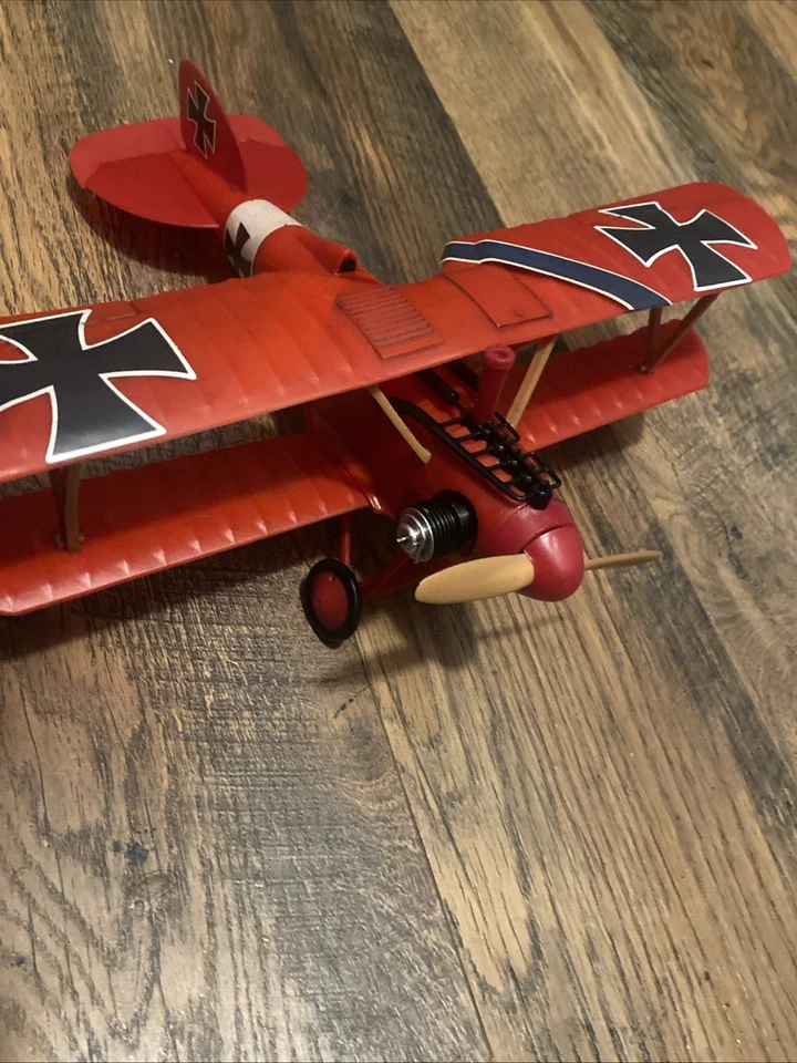 PLANO CONTROLADO VINTAGE TESTORS DÉCADA DE 1960 FOKKER RED BARON CONTROL LINHA MOVIDA A GÁS - Imagem 3 de 4