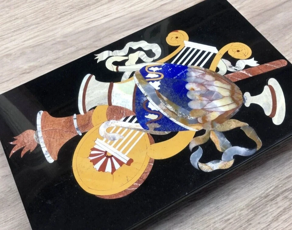 24" x 18" Marble with Semi precious stone Lapis Art Work Coffee Tabletop - Image 3 of 4