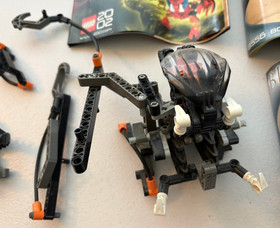 LEGO Bionicle - Nuparu's Boxor & Matoran Nuparu #8556 (Incomplete / Dust)