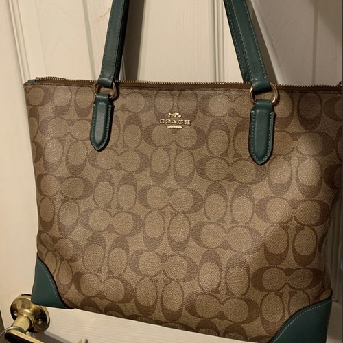 Coach Zip Top Tote Bag With Matching Wristlet In Khak… Gem