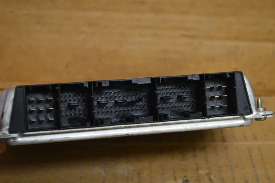 Unidad de control del motor BMW 325i X3 2003 módulo ECU 7548770 849-2D1 Foto 3 de 3