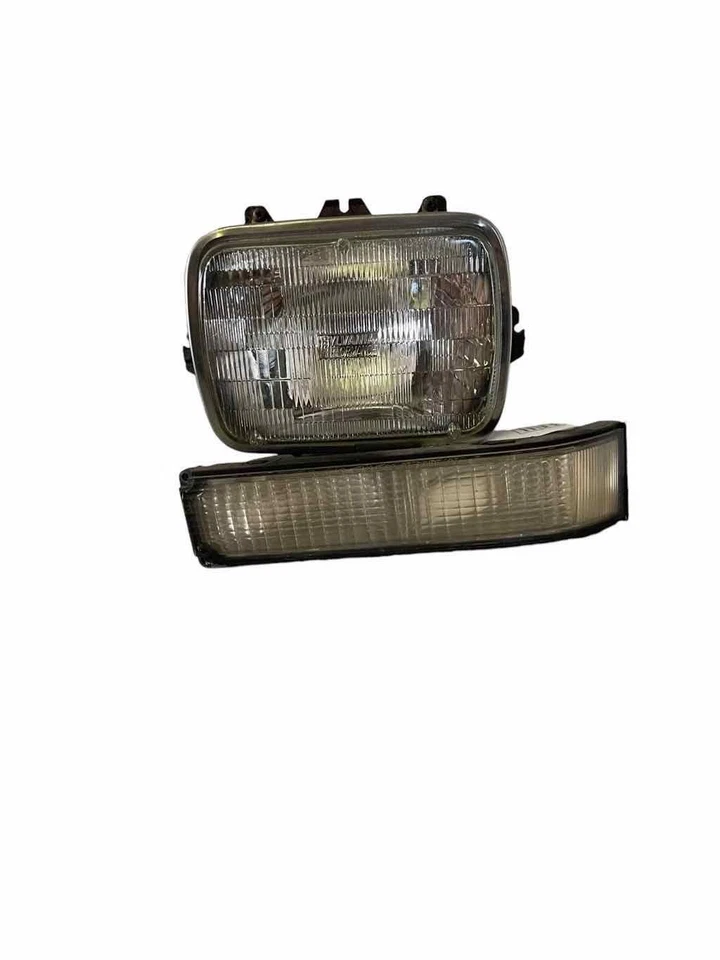 96 97 98 99 00 01 02 Conjunto de faros conductor izquierdo CHEVY PICKUP 3500 Foto 3 de 4