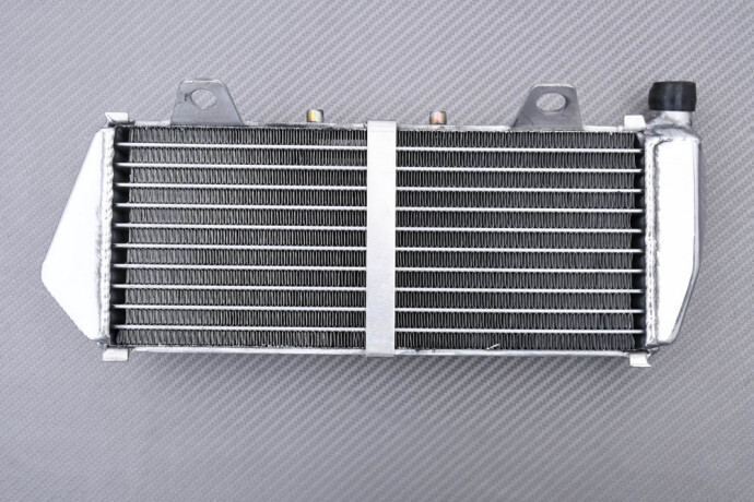 Radiateur eau gauche KTM XCW 250 TPI anti-surchauffe pour réparation après chute