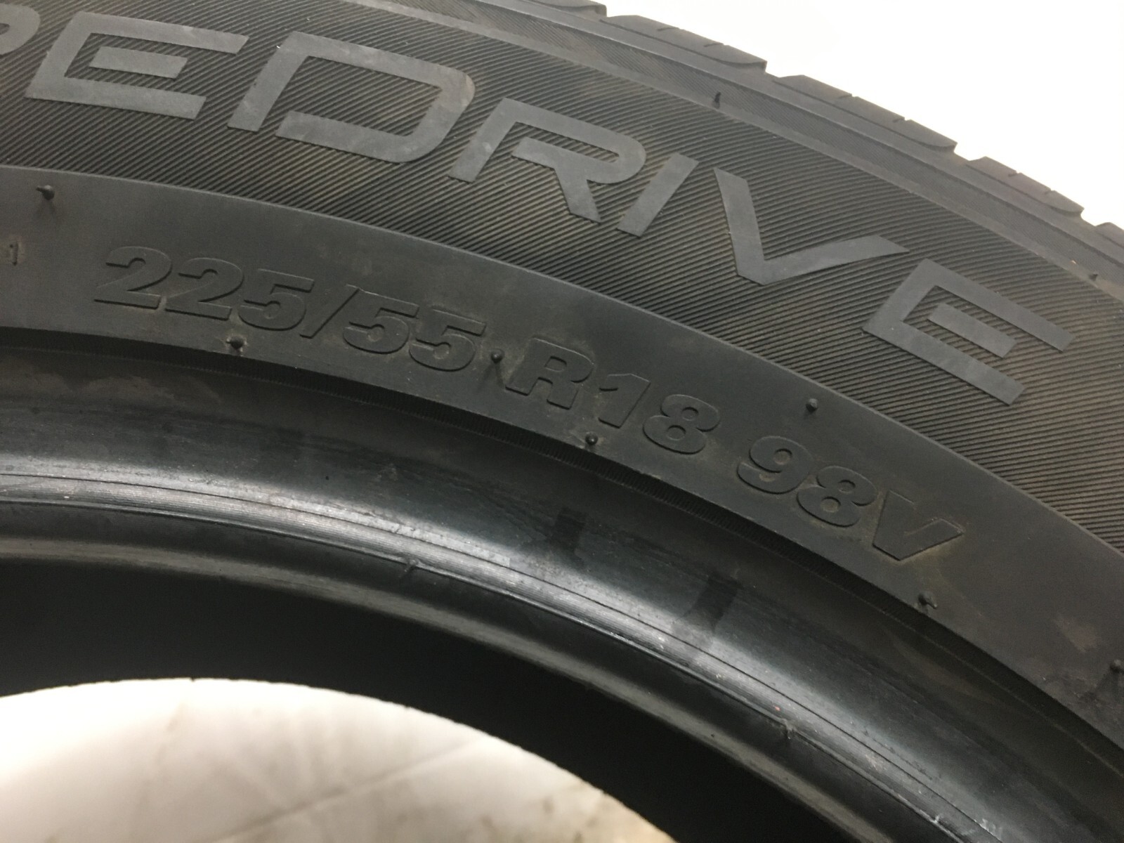 [1] Suredrive Touring A/S P225/55R18 225 55 18 Tire 8.759.0/32 eBay