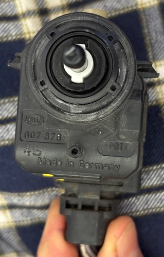 RENAULT Laguna Megan Stellmotor LWR Leuchtweitenregulierung 7700420737 007878-48