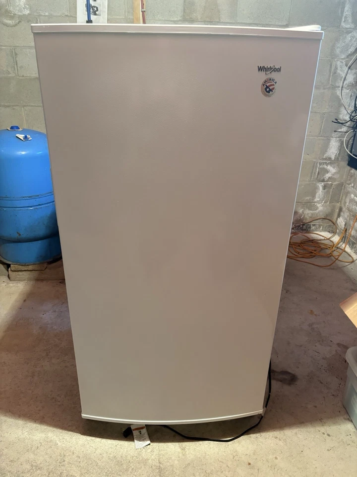 Congelador vertical sin escarcha Whirlpool Foto 3 de 3