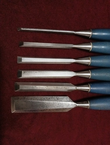 Vintage Six Stanley 5002 Bevelled Edged Wood Chisels Made In England - Picture 3 of 9