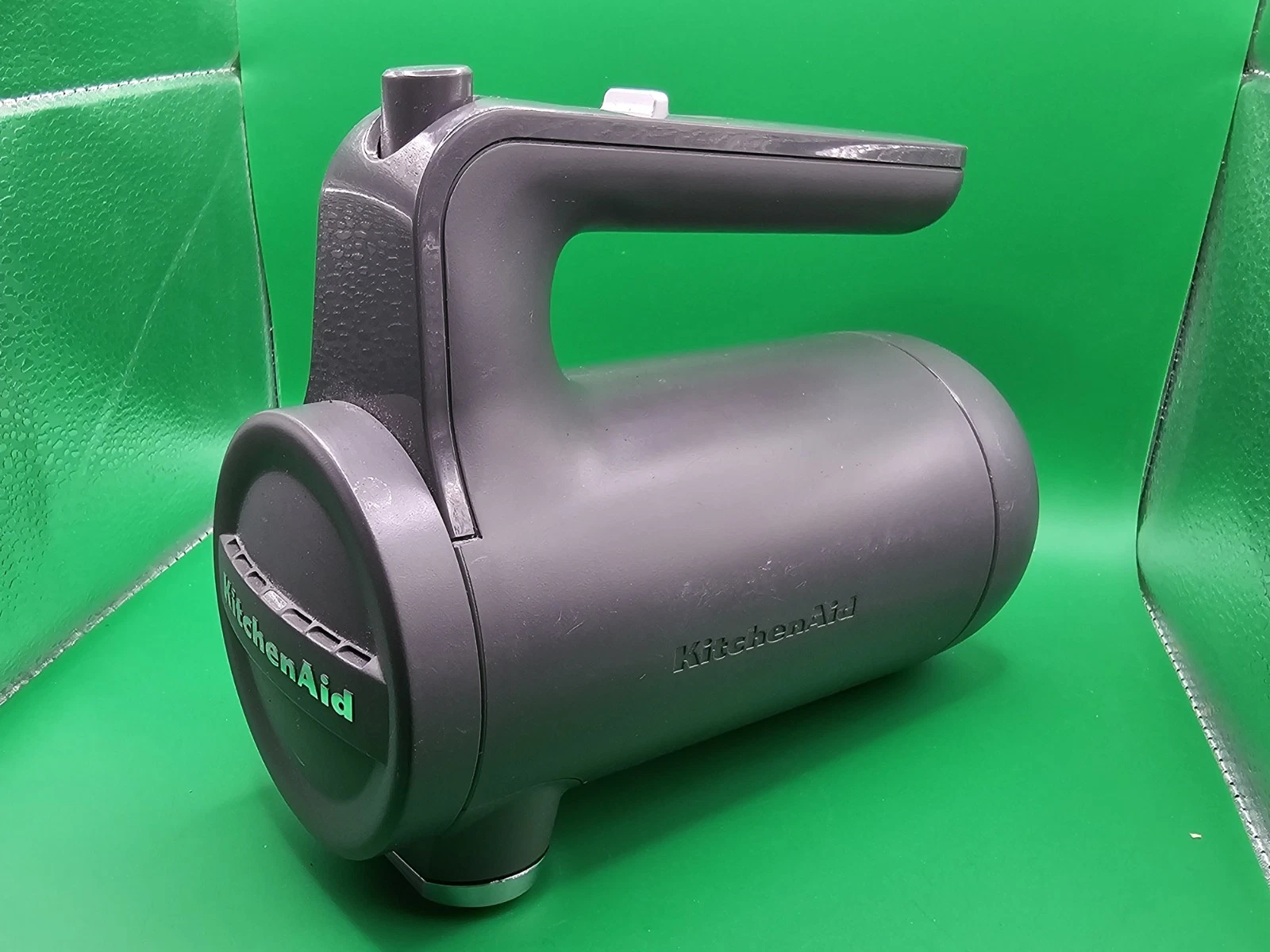 KitchenAid 7-Speed Cordless Hand Mixer KHMB739Q2DG - Unit Only - TESTED
Opens in a new window or tab