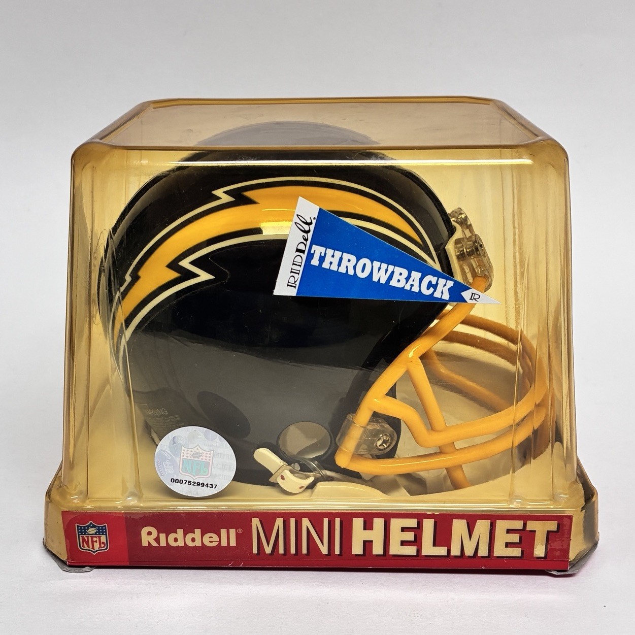 Riddell NFL SAN DIEGO CHARGERS Throwback 74 - 87 Mini Helmet, 3 5/8 Original Box