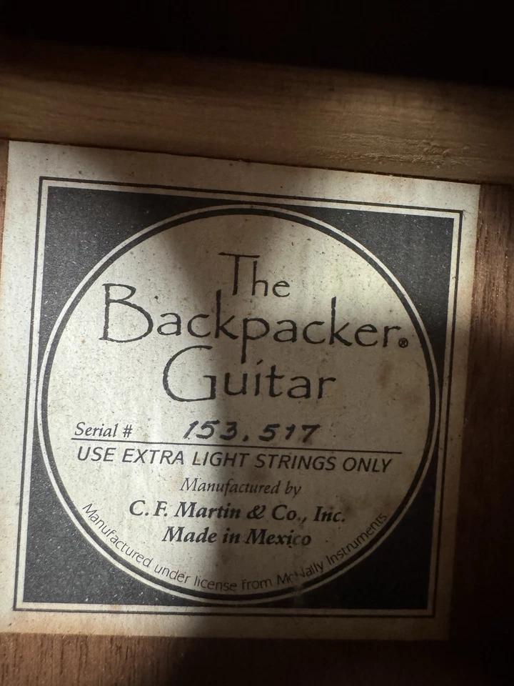 Guitarra The Backpacker Martin con estuche Foto 4 de 4