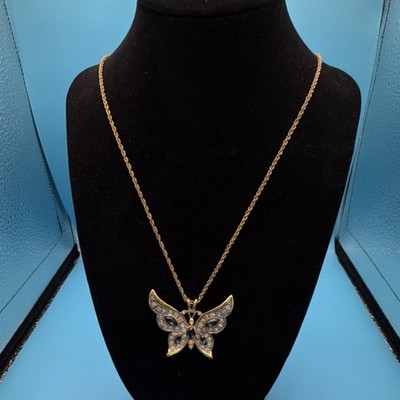  P.S. Co 1999 Schmetterling Anhänger, goldfarbene Kette 