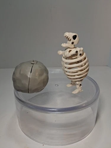 Vintage Bandai 1987 T-Rex Dino  Skeleton Egg Monster Meteorbs