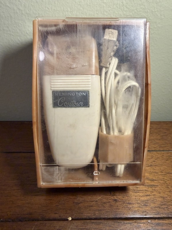 Vintage Hair Clippers And Shavers And Accessories