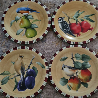 Set of 4 Lenox Winter Greetings Stoneware Dessert/Salad Plates w/ Fruits & Birds