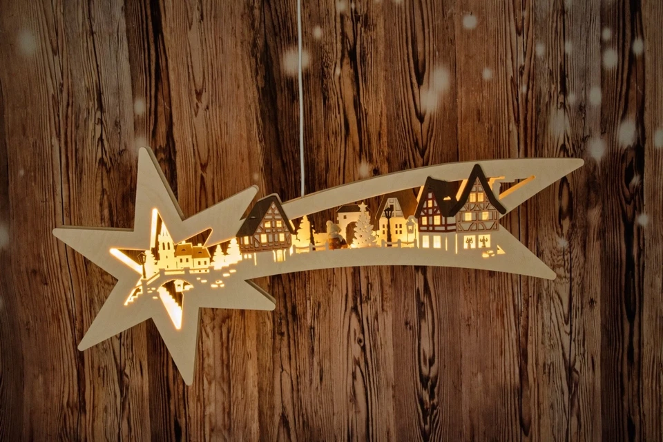 RATAGS LED Window Picture Star Tail City View Wooden Illuminated Handmade USB - Image 2 of 3