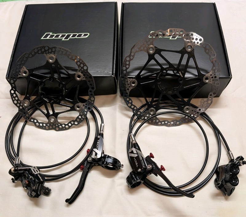 Hope Tech 4 E4 Brake Set Front Rear with Black Hoses, Black /Red Inc Rotors