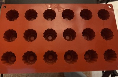 Silicone Pastry Chocolate Mold 18 Cavity Perfect For Baba Rums! Or Cordials.